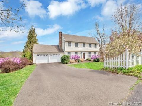 12 Ascoli Dr, Wallingford, CT 06492 photo 1