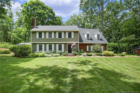 12 Dayton Rd, Redding, CT 06896 photo 1