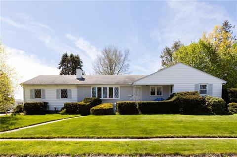78 Sandquist Cir, Hamden, CT 06514 photo 1
