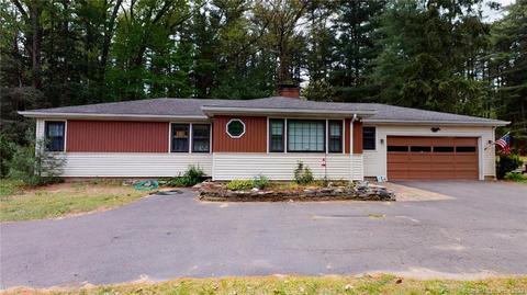63 Walnut Dr, Windsor, CT 06095 photo 1
