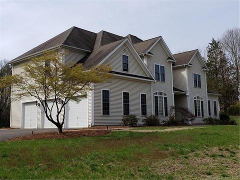 4 Pearl St, Newtown, CT 06482 photo 1