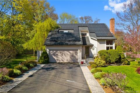 96 Carew Rd, Hamden, CT 06517 photo 1