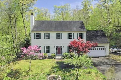 13 Overlook Knoll Rd, Newtown, CT 06482 photo 1