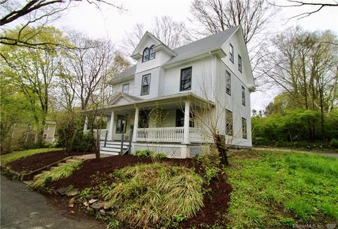 149 Walnut St, Windham, CT 06226 photo 1