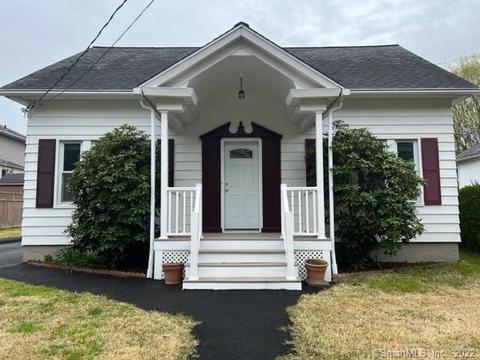 52 Chapel St, Derby, CT 06418 photo 1