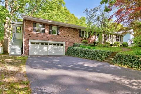 28 Nancy Mae Ave, Prospect, CT 06712 photo 1
