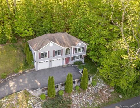 70 Kellogg St, Brookfield, CT 06804 photo 1