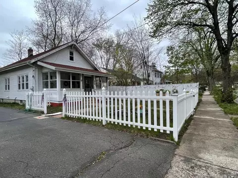 34 Wright Ave, New Haven, CT 06515 photo 1
