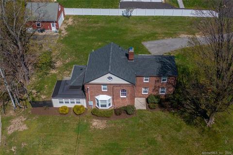 27 Brookside Dr, Darien, CT 06820 photo 1