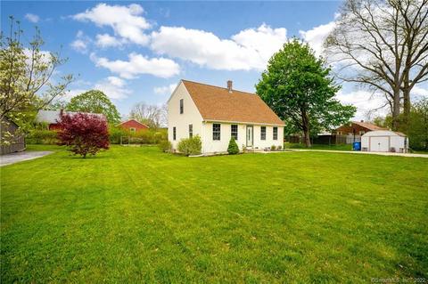 16 Chestnut St, Killingly, CT 06239 photo 1