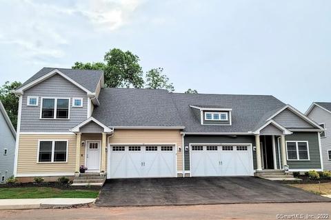 49 Lombard Cir #22, North Haven, CT 06473
