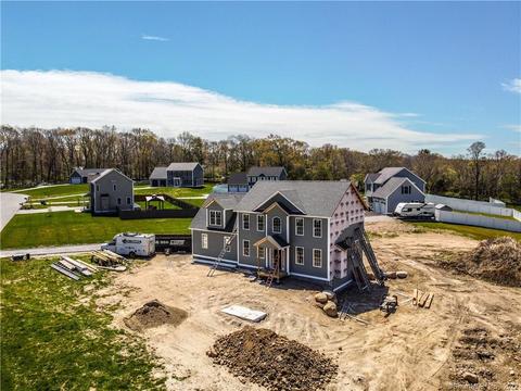 19 Quakertown Mdws, Ledyard, CT 06339 photo 1