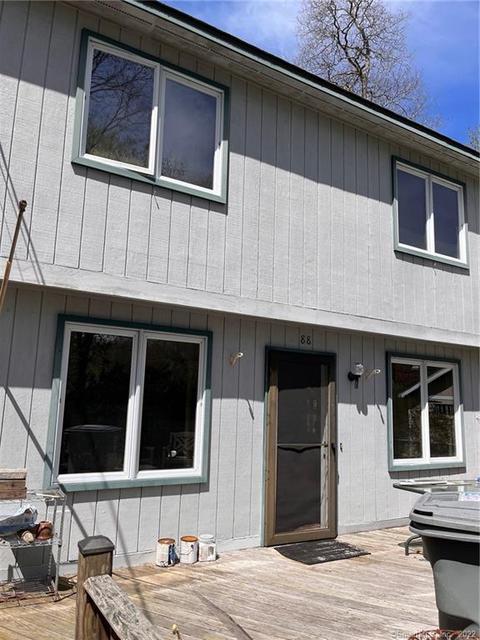 88 Spring Glen Rd, East Lyme, CT 06357 photo 1