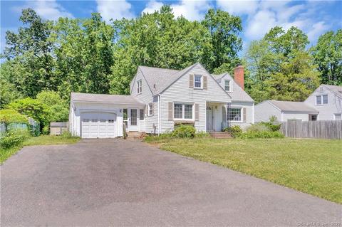 45 Circle Dr, Windsor Locks, CT 06096 photo 1