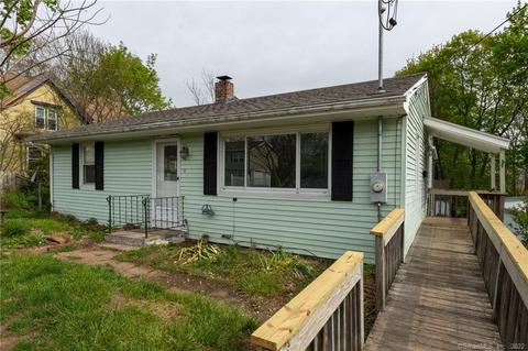 25 Bolivia St, Windham, CT 06226 photo 1