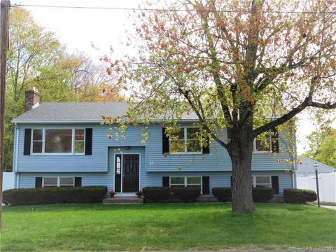3 Wicklow St, Windsor Locks, CT 06096 photo 1