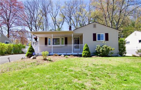9 Robbin Rd, Enfield, CT 06082 photo 1