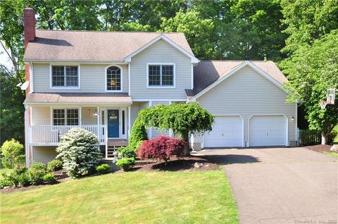 10 Smith Rd, Avon, CT 06001 photo 1