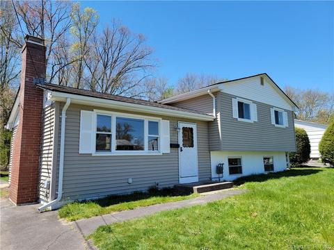 33 Hemingway St, Plainville, CT 06062 photo 1
