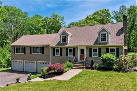 8 Turkey Hill Rd, Chester, CT 06412 photo 1