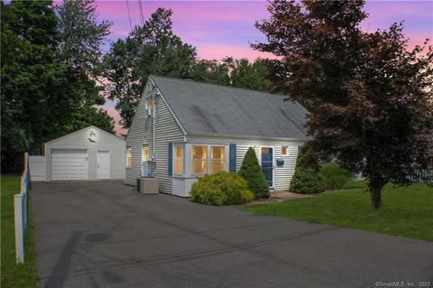 18 Cooper Ave, Wallingford, CT 06492 photo 1