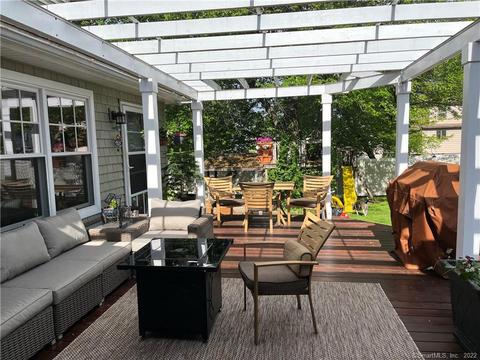91 Third St, Suffield, CT 06078 photo 1