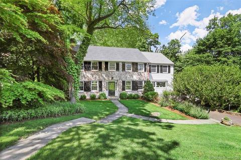 30 Crescent Rd, Greenwich, CT 06878 photo 1