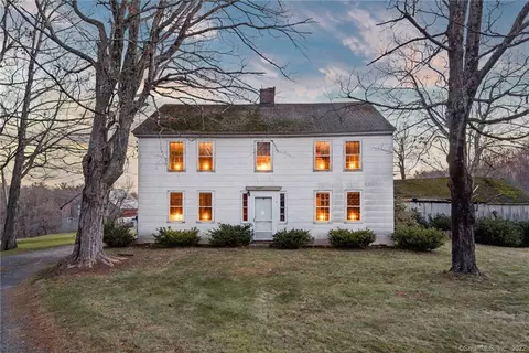 21 Legeyt Rd, Barkhamsted, CT 06063