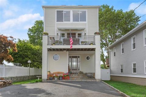 656 Fairfield Beach Rd, Fairfield, CT 06824