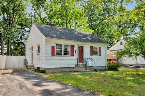 62 Devon Dr, Manchester, CT 06040 photo 1