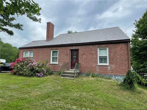 437 Putnam Rd, Danielson, CT 06239 photo 1