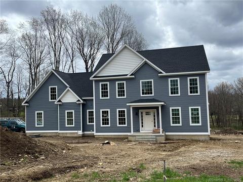 27 Rustle Meadow Ln, Canton, CT 06019