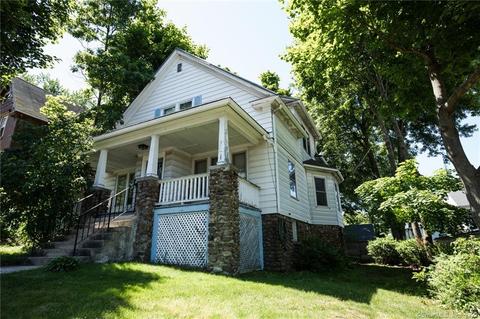 329 Ward St, Wallingford, CT 06492 photo 1
