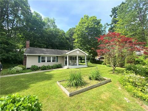 149 E Wakefield Blvd, Winchester, CT 06098 photo 1