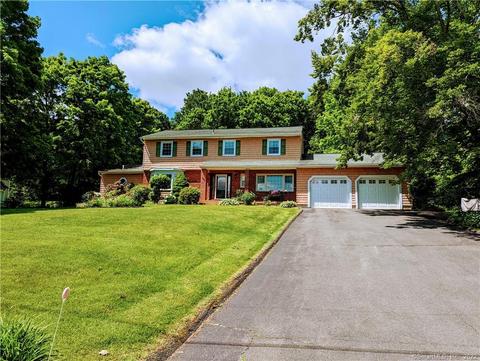 20 E Gate Rd, Danbury, CT 06811 photo 1