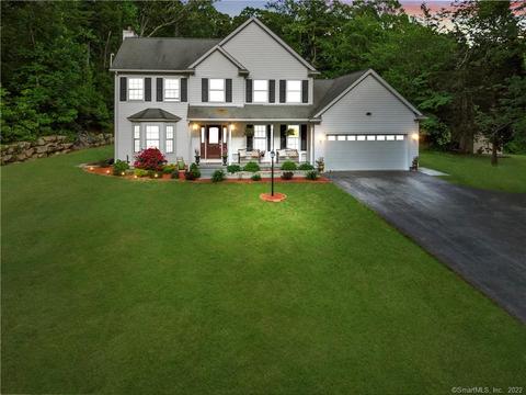 1 Wolf Ridge Gap, Ledyard, CT 06339 photo 1