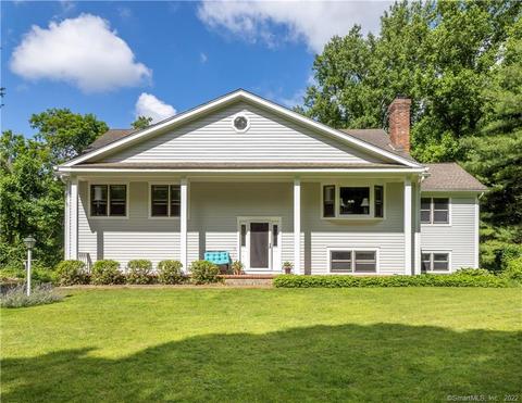 89 Hill Rd, Redding, CT 06896 photo 1