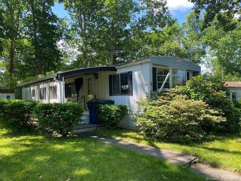 8 Fairway Dr, Windham, CT 06256 photo 1