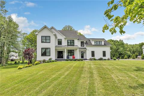 98 Toddy Hill Rd, Sandy Hook, CT 06482 photo 1
