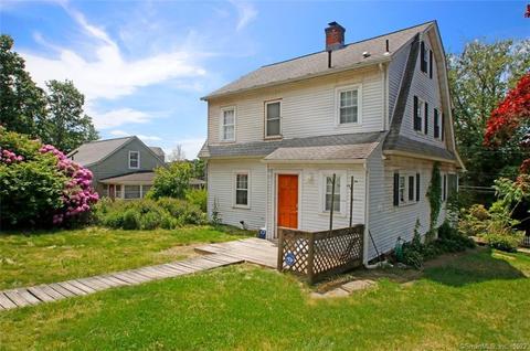 610 E Main St, Middletown, CT 06457 photo 1