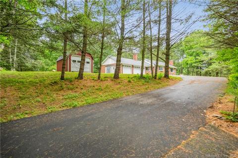 22 Richards Rd, Brookfield, CT 06804 photo 1