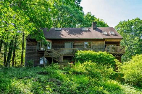 27 Robin Dr, Barkhamsted, CT 06063 photo 1