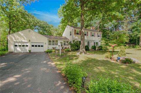 32 Adams Rd, Bloomfield, CT 06002 photo 1