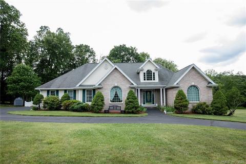 12 Ashley Ln, Wallingford, CT 06492 photo 1