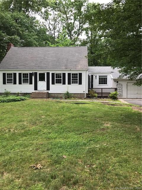 19 Woods Rd, Bloomfield, CT 06002 photo 1