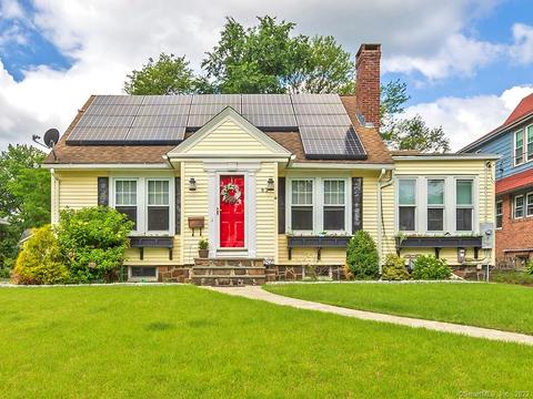 82 Pendleton Rd, New Britain, CT 06053 photo 1