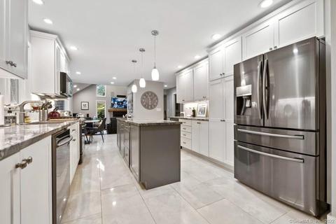 96 Mansur Rd, Hamden, CT 06514 photo 1