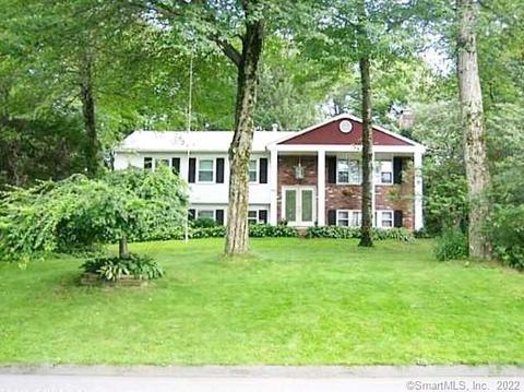 186 Wedgewood Dr, Torrington, CT 06790 photo 1