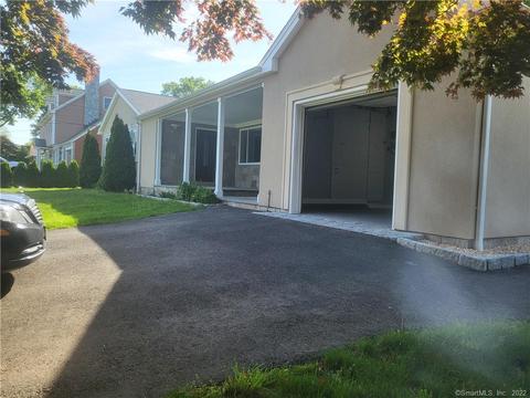 46 Macarthur Rd, Trumbull, CT 06611 photo 1