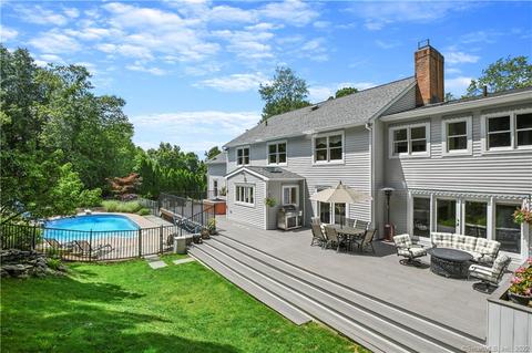 60 Crown View Dr, Monroe, CT 06468 photo 1